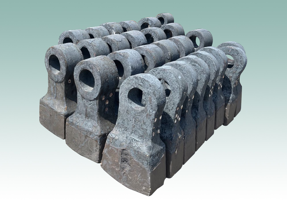 耐磨破碎機錘頭 雙金屬、陶瓷復合與耐磨合金錘頭的鑄造廠家選擇指南